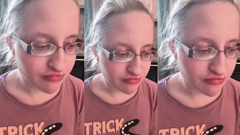 FinDom Goaldigger: Asmr Efek Suara Permen Karet Besar Dengarkan di Headphone