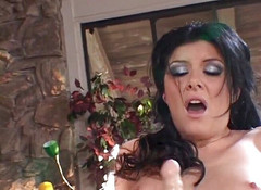 Lesbo Tube: Due puttane lesbiche e i loro nuovi giocattoli