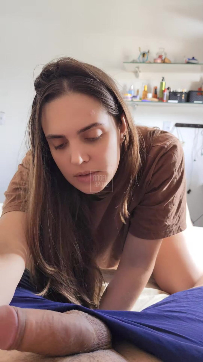 ApoloAngell: Su Novia Enorme Se Pone Delicioso Mientras Se Enrolla Con...