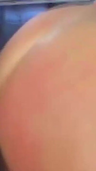 ตูดหีหมาเหม็น ๆ ของแกจะโดนเย็ดแรง ๆ เข้าไปในรู