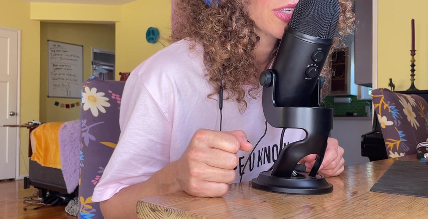 VibeWithMommy: Asmr Hraní rolí: Manželka podvádí přiznání. Heres živé klepání ze mě...