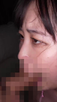 Nonoze Ai - wanita seksual yang membenarkan untuk memancut ke dalam mulut