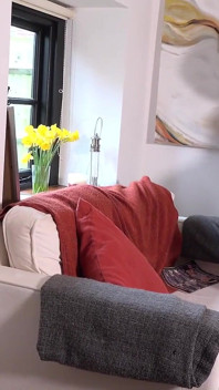 คุณป้า Judy - เจ้าของบ้าน BBW วัย 53 ปี Katherina ดูดควยให้เธอ (มุมกล้อง POV)