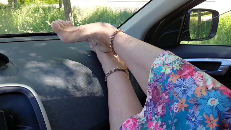 Selena701: Beautiful Blonde Mature Wife Enjoys Sex