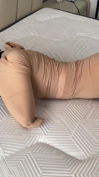 Melatih dan menghina pacar seksiku 01