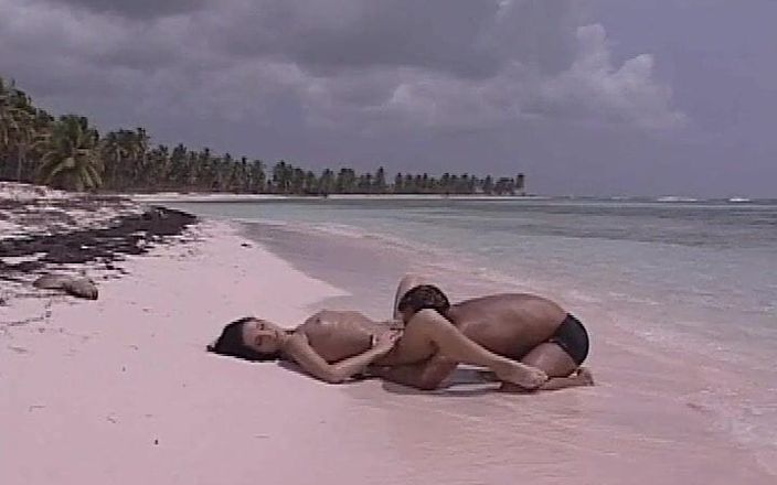 Top Line video: Dvě vzrušující dobrodružství s horkým obscénním sexem a perverzními ženami, které...