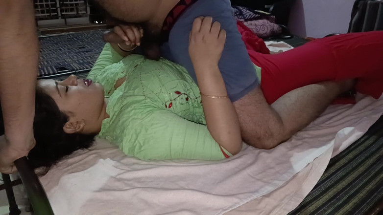 yourkavita95: Podvádějící manželka je chycena a trojka