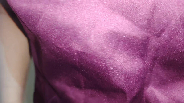 Sairaxsaim: Красива збуджена зведена сестра дезі здивувала мене, показавши цицьки