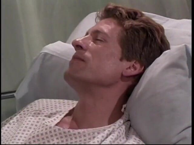 Porncentro: În culise, asistente porno sexy albe și negre gata pentru o...