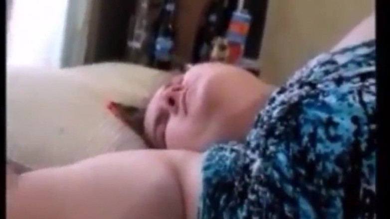 Fat House Wife: Gorąca piłka nożna mama chce spróbować odbytu i dostaje o...