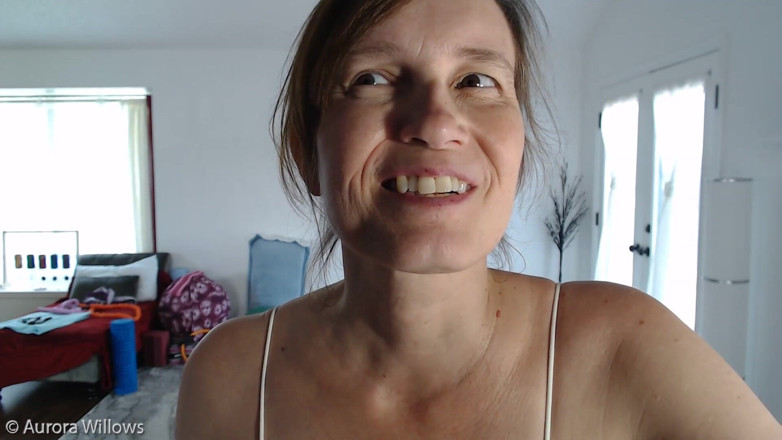 Aurora Willows: muschi &amp; titten &amp;twerking nackt
