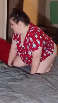 뒤에서 나를 따먹는 동안 그 정액을 줘