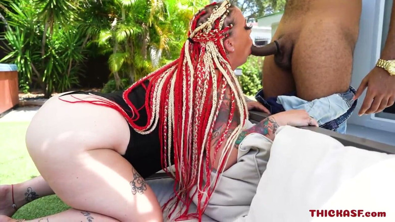 Welcum 2 pornlife: Seks tab mandi panas dengan ibu tiri cuvy tebal Sky...
