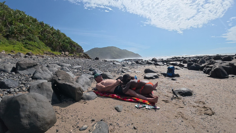 Black Swan: Lost Between Tides En Elkaar - Geile Zwarte MILF Berijdt Haar...