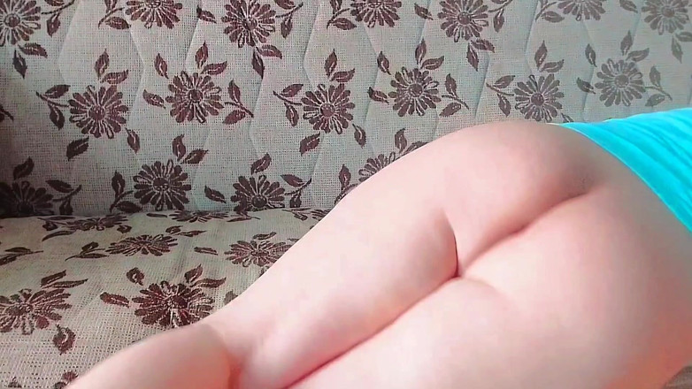 Kitty_Cross: Heiße blonde transvestiten knackarsch süßer dicker arsch, leckeres selbstgedrehtes model...