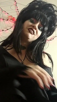 Elvira, monsterschwanzjäger