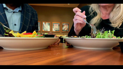 Flight Attendant Fiona: Salam dari lubbock