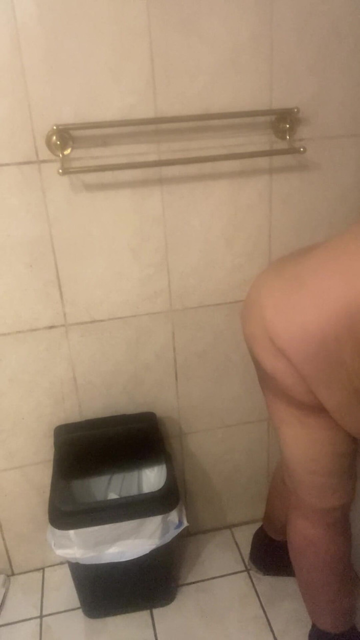 Chubbytits16: Potřebuji manžílka