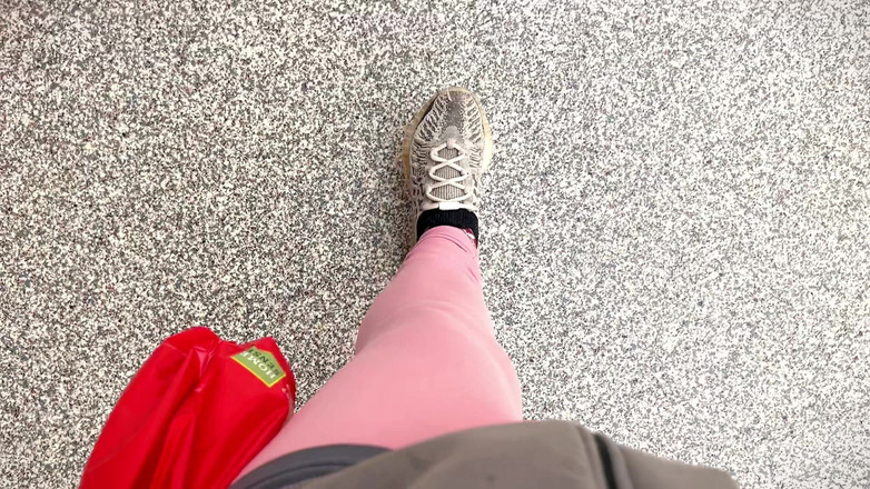 JessieHH: Zomerjurk en beha passen op Haul NSFW