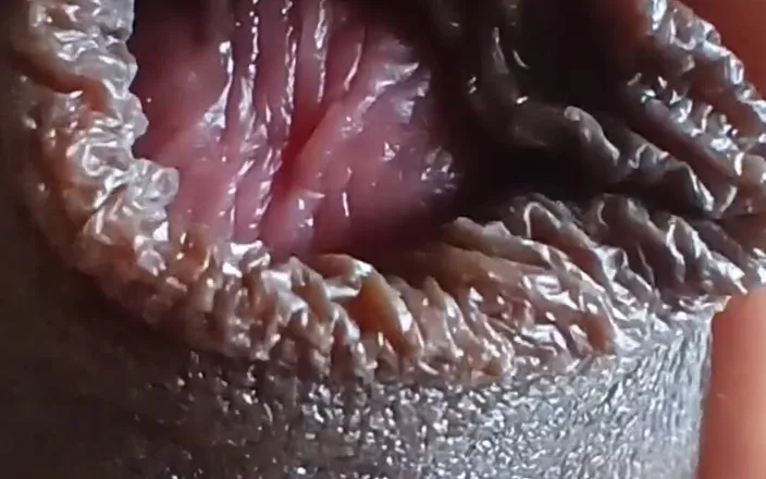 Tommhot: Close up Uncut Cock and Lots of Precum
