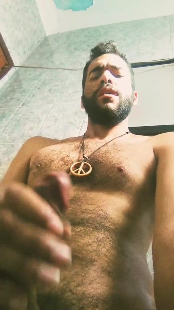Casth Xavier: Man hairy masturbate
