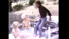 Vintage megastore: Děvky dostávají mléko