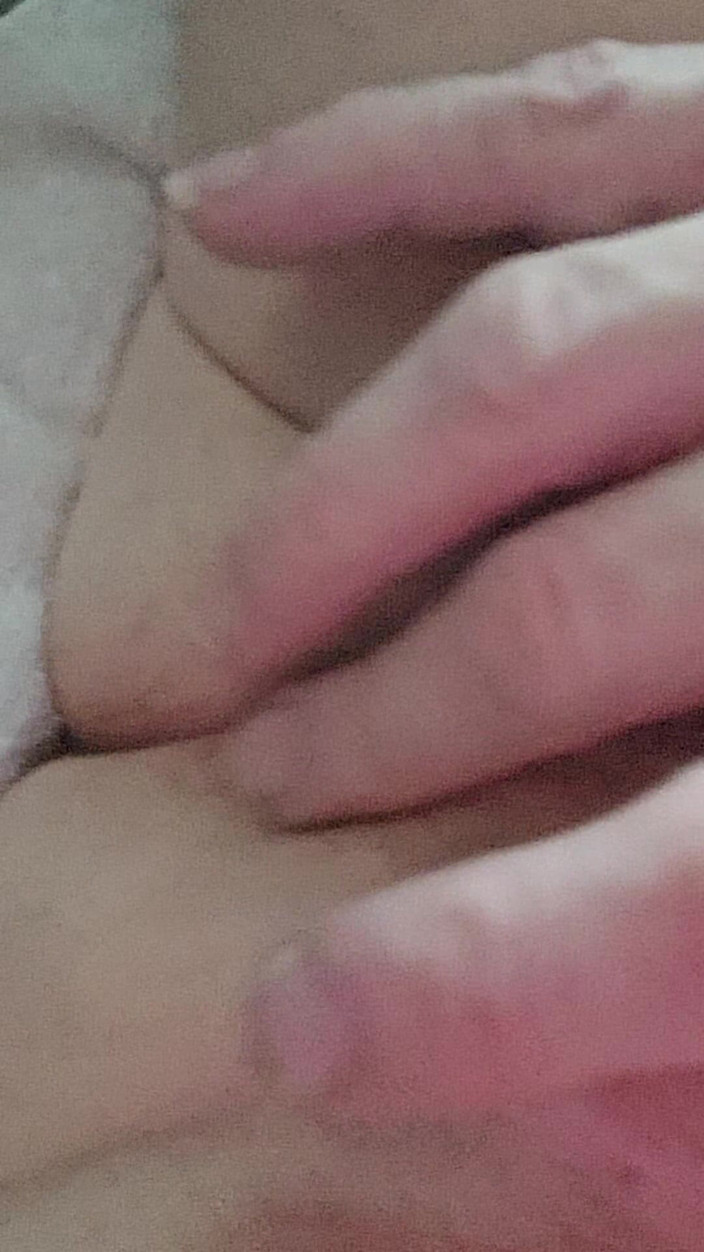 stefanspace96: 漂亮的屁股脚挤奶操我？