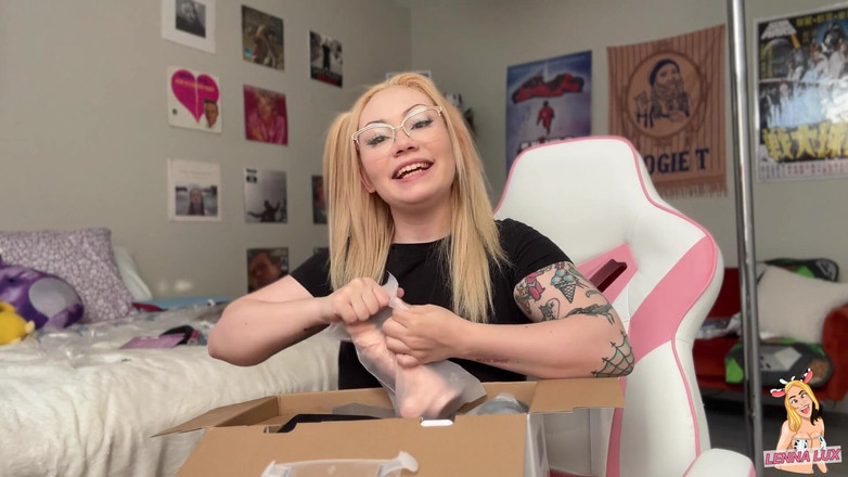 Lenna Lux: Rozbalení mého šukacího stroje