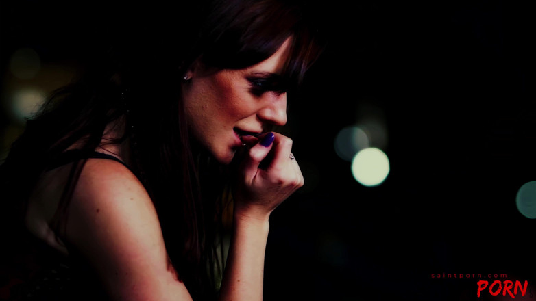 SaintPorn: Samantha Bentley Ist Eine Lockere Stripperin