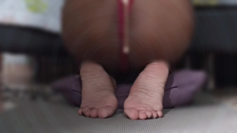 Ombunny: TS Domme Mindfuck: Reprogrammed para adoração do pé