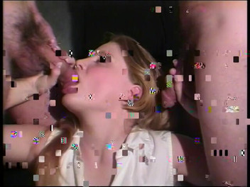 3 Bangers: Молодая блондинка Нэнси из маленького техасского города, чтобы попробовать свои силы в бизнесе для взрослых