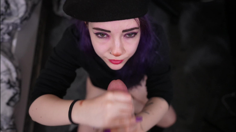 lilredvelvettt: Şiir kızı kostümlü sakso