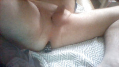 Pellefnatt: Masturbo il mio cazzo con un vibratore nel culo fino...