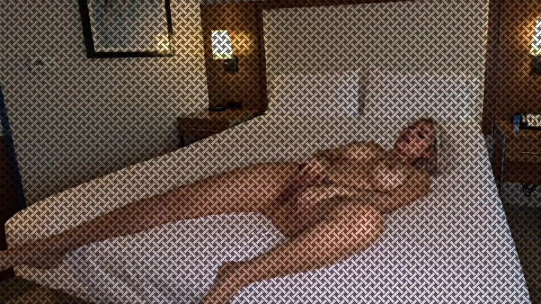 DCTrousersnake: Ernanda - 乳头拉丁女郎被年长男人撑开