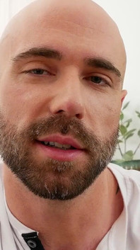 Dövmeli kaslı koca Danny Steele seni parmaklıyor ve sikiyor bakış açısı erkek arkadaşım - fpov sanal seks