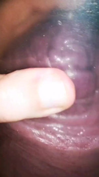 Het begint met een vinger ...