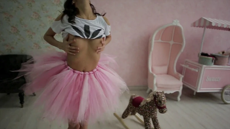 Hovuzdagi porno video