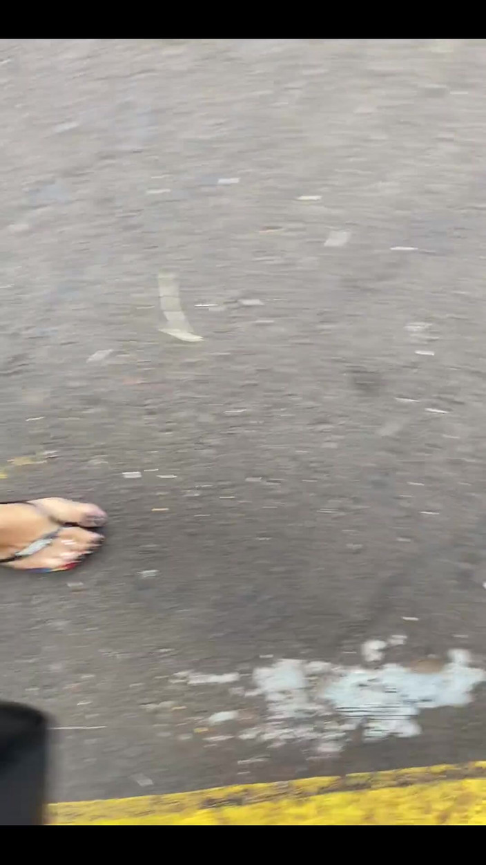 KiffaFeet: Chegando em casa com essa pedicure preta perfeita