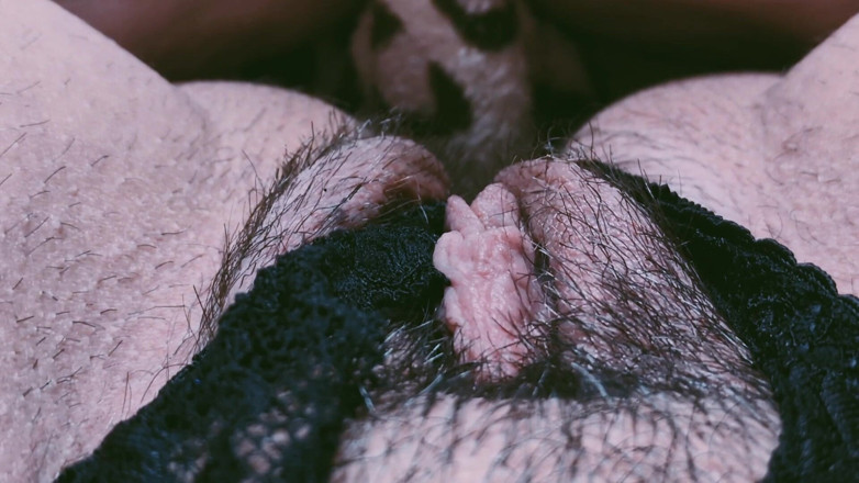 Davina Donna: Verzweifeltes MILF-muschispiel