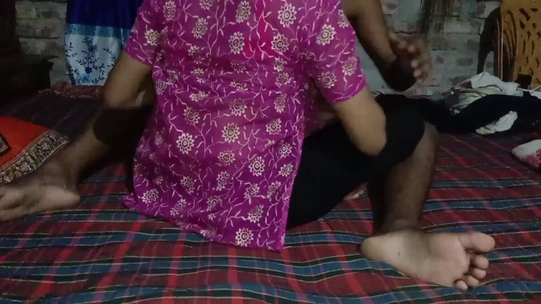 Deshi women: Prima volta sesso con la mia ragazza del college viene...