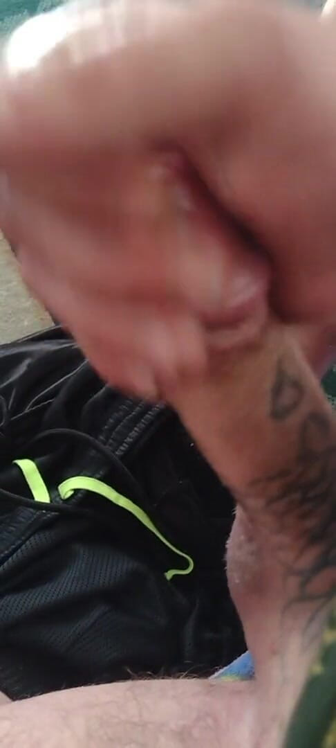 Hippie: Handjob!