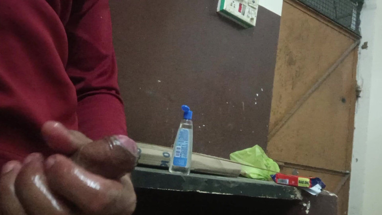 Brijesh 270: Mi esposa me deja sola en casa pero mi vecino...