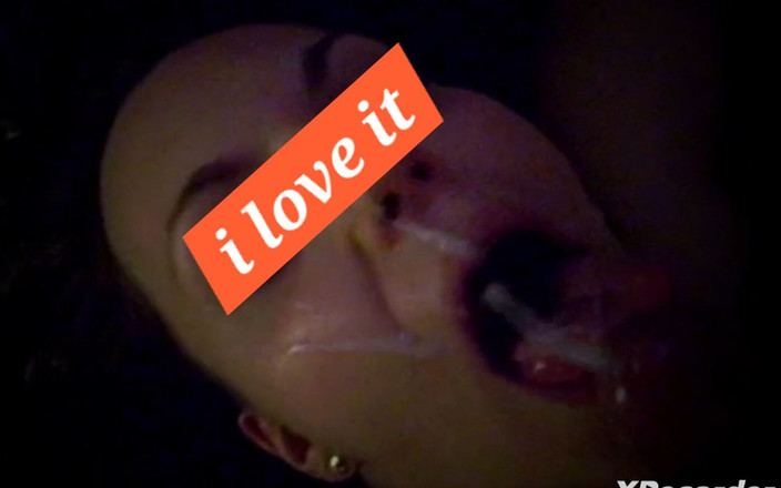 QueenSteffi: Klaarkomen in het gezicht 1