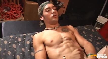 Gay Diaries: Chico tatuado es bombeado por el culo y preñado por...