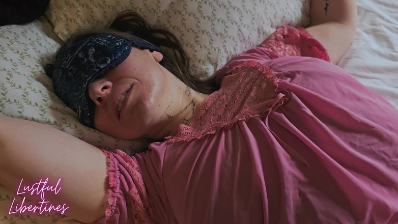 Lustful Libertines: Orada kalın!