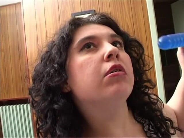 XTime Solo: Amateur video of BBW hairy pussy bitch playing with her...