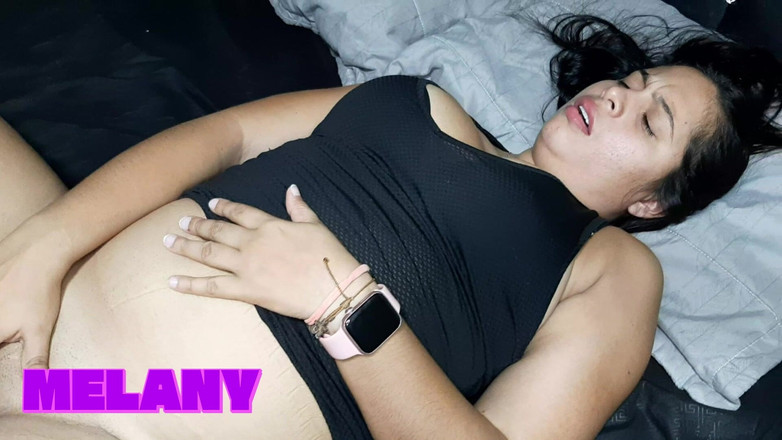 Carlo: En iyi arkadaşım beni evinde sevişmeye davet ediyor