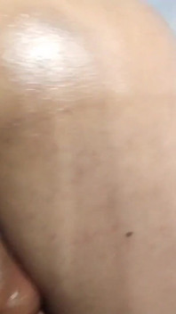 Ejaculare înăuntru anală cu drăguța Tgirl