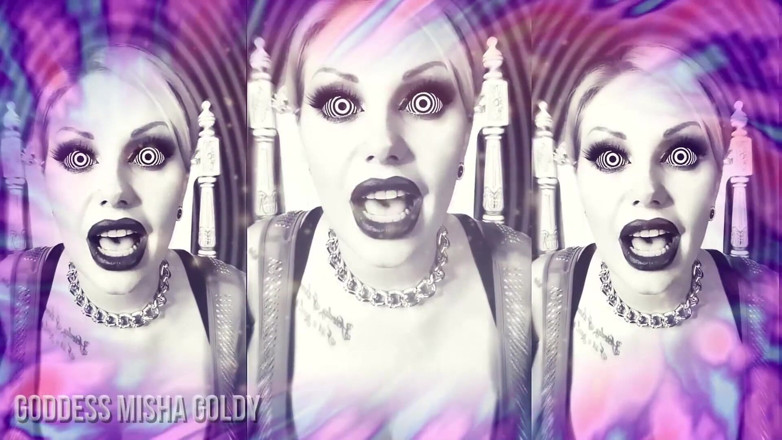 Goddess Misha Goldy: Nevoia ta de masturbare va fi incontrolabilă după acest clip!