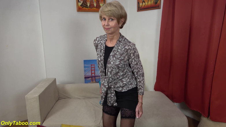 Only Taboo: Abuela de 75 años primera vez en video